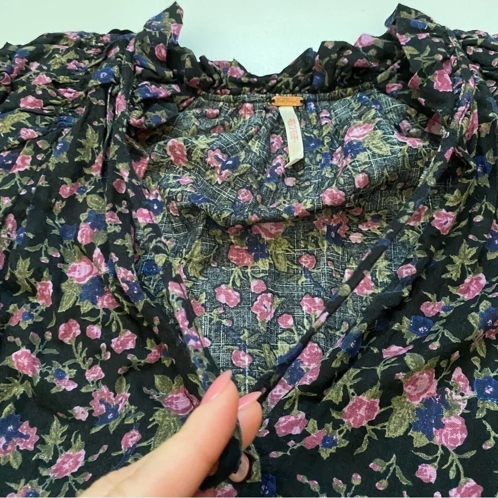 Free people meant to be floral blouse cotton size XS